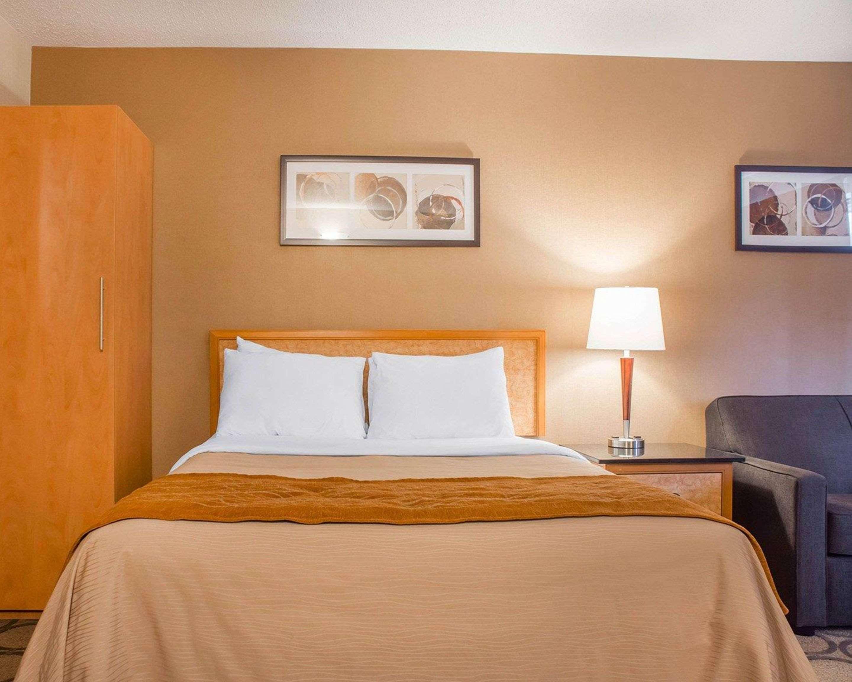 Comfort Inn Brantford Exterior foto